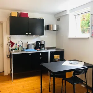 https://lichterfelde-apartment.find-berlin-hotels.com